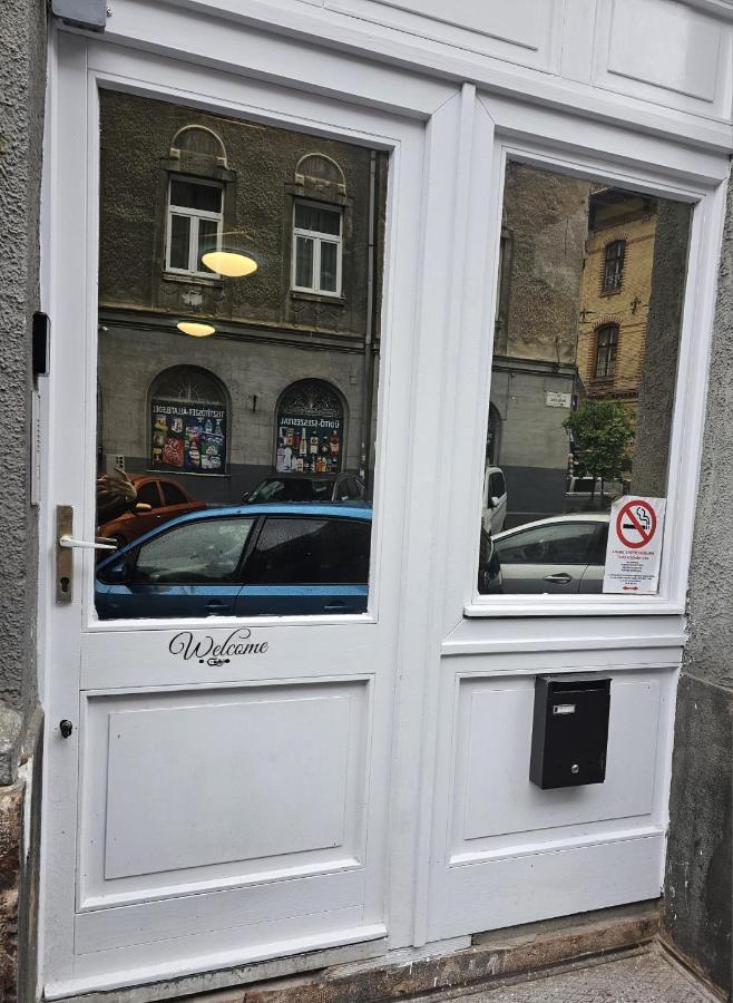7Dab 7 Contactless Self Check-In Apartment Budapest Luaran gambar